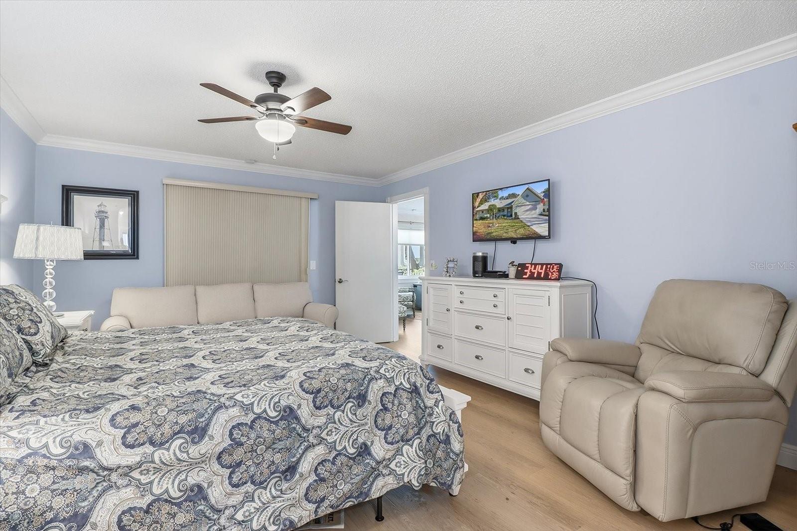 Image 27 of 46 For 9285 89th Terrace A