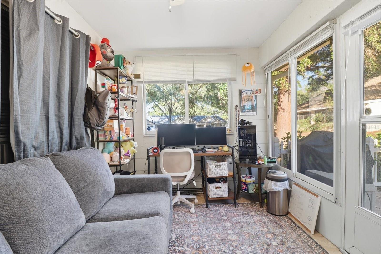 Image 31 of 46 For 9285 89th Terrace A