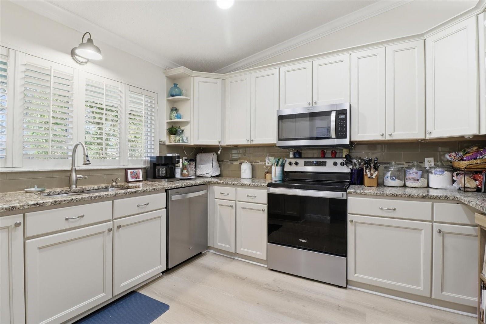 Image 9 of 46 For 9285 89th Terrace A