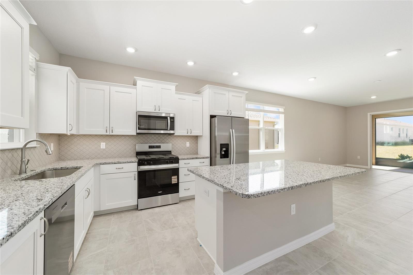 Image 19 of 39 For 7260 89th Avenue