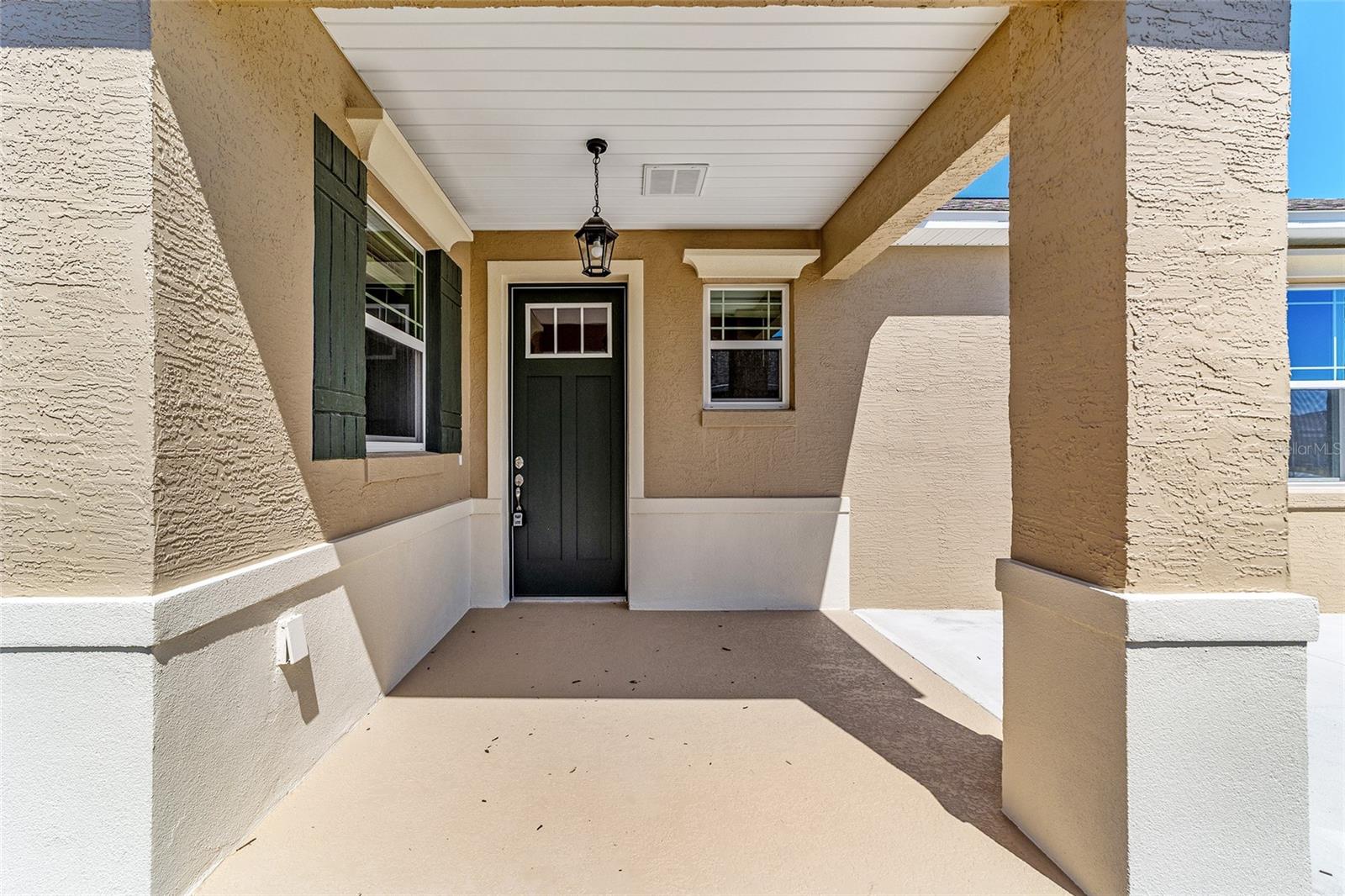 Image 9 of 39 For 7260 89th Avenue