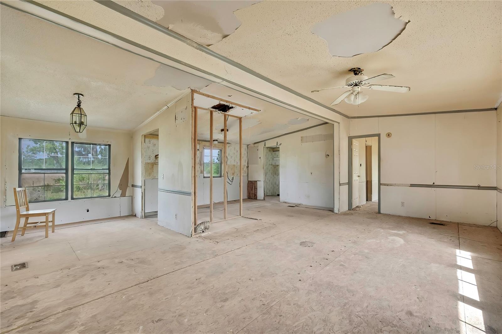 Image 4 of 6 For 4512 Timberwood Point