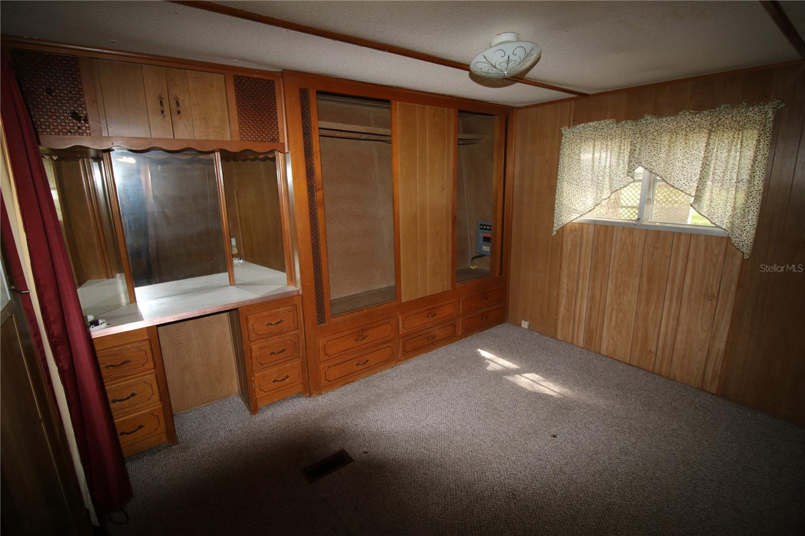 Image 9 of 12 For 22857 118th Street