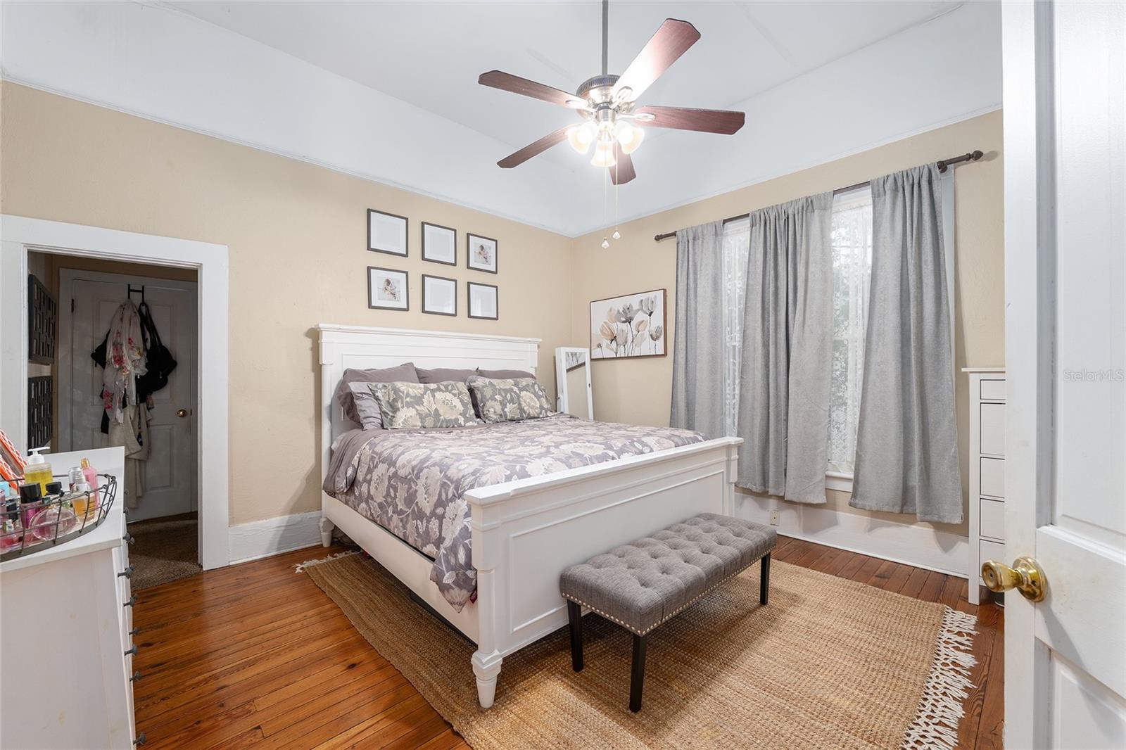 Image 20 of 45 For 721 5th Street