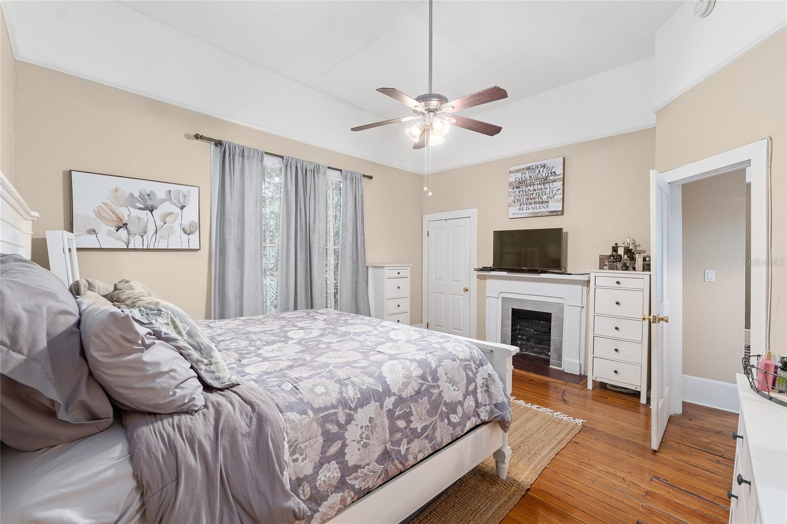 Image 21 of 45 For 721 5th Street