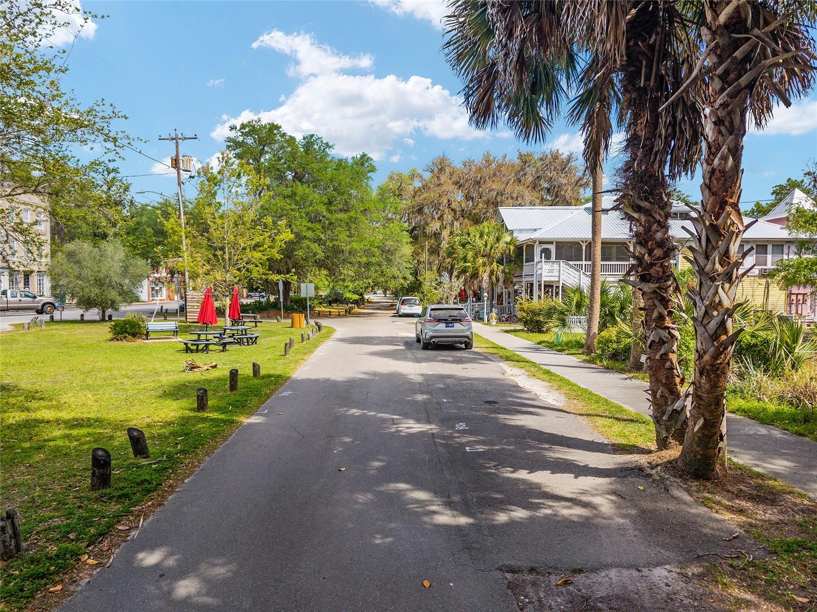 Image 7 of 10 For 227 Tuscawilla Road