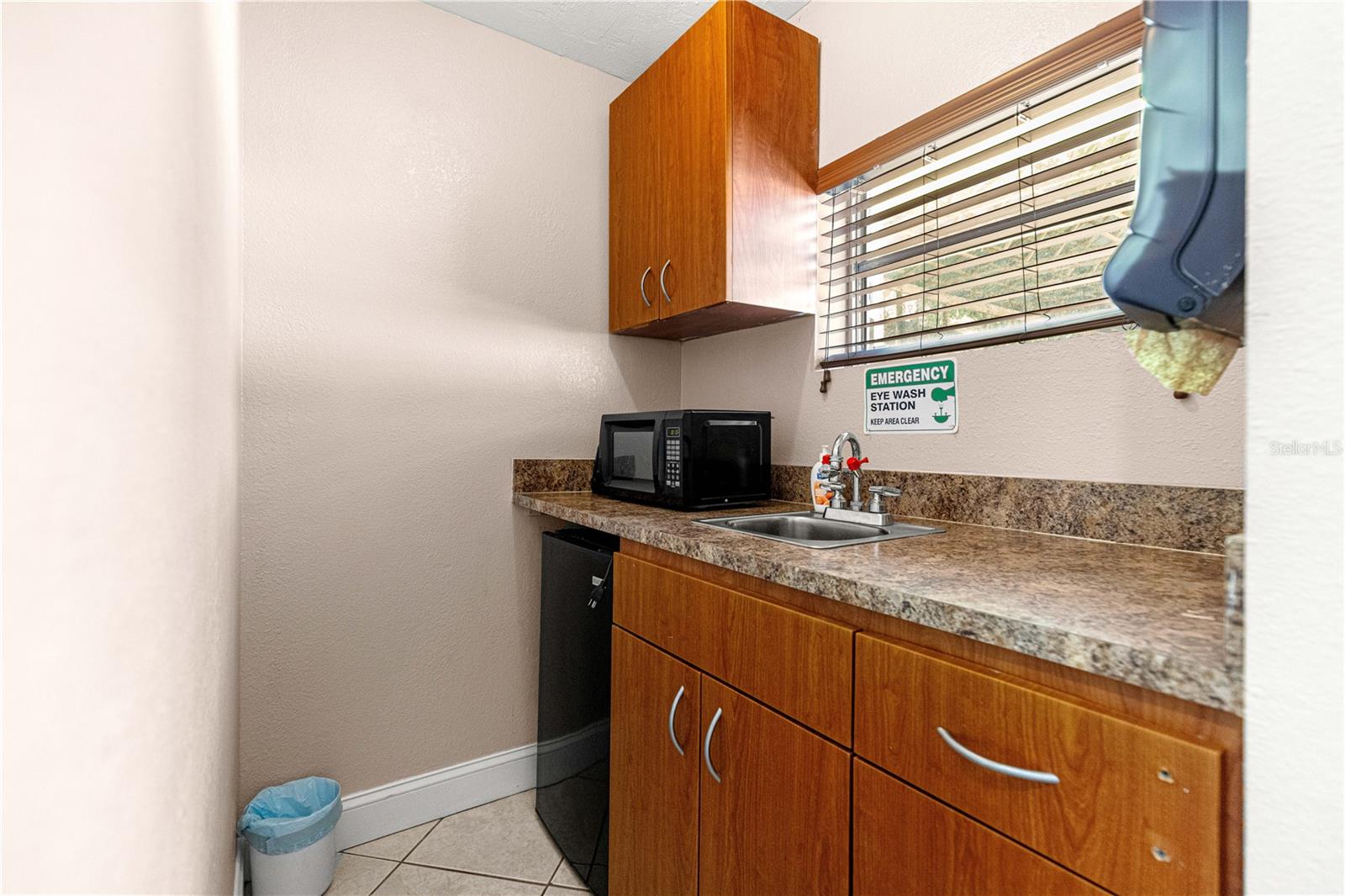 Image 18 of 37 For 816 30th Avenue