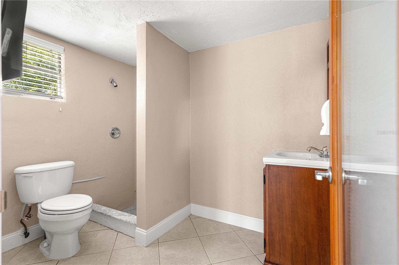 Image 24 of 37 For 816 30th Avenue