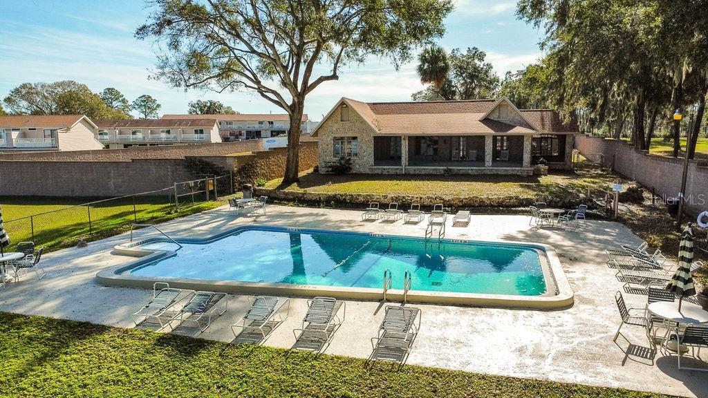 Image 35 of 36 For 11001 Sunset Harbor Road F45