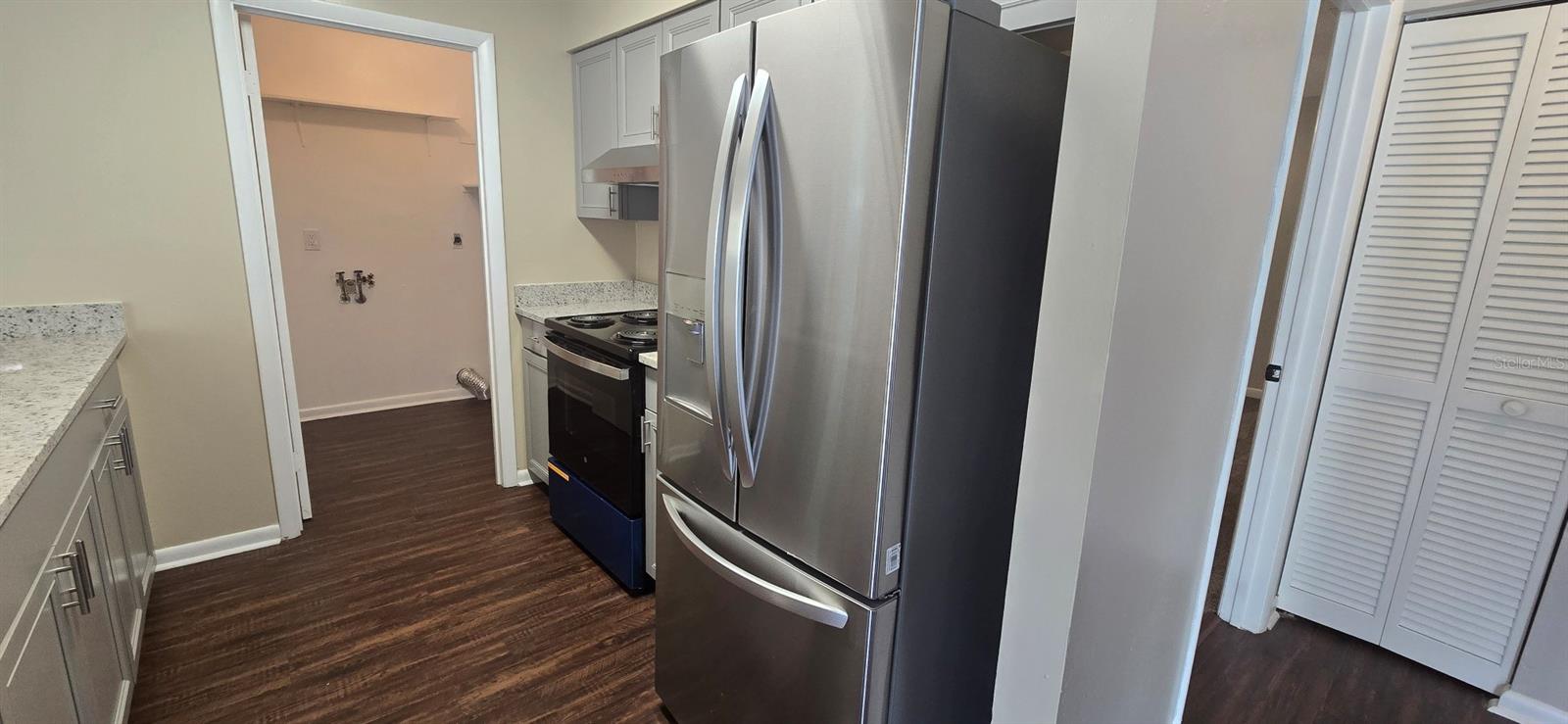 Image 4 of 15 For 4050 22nd Avenue A