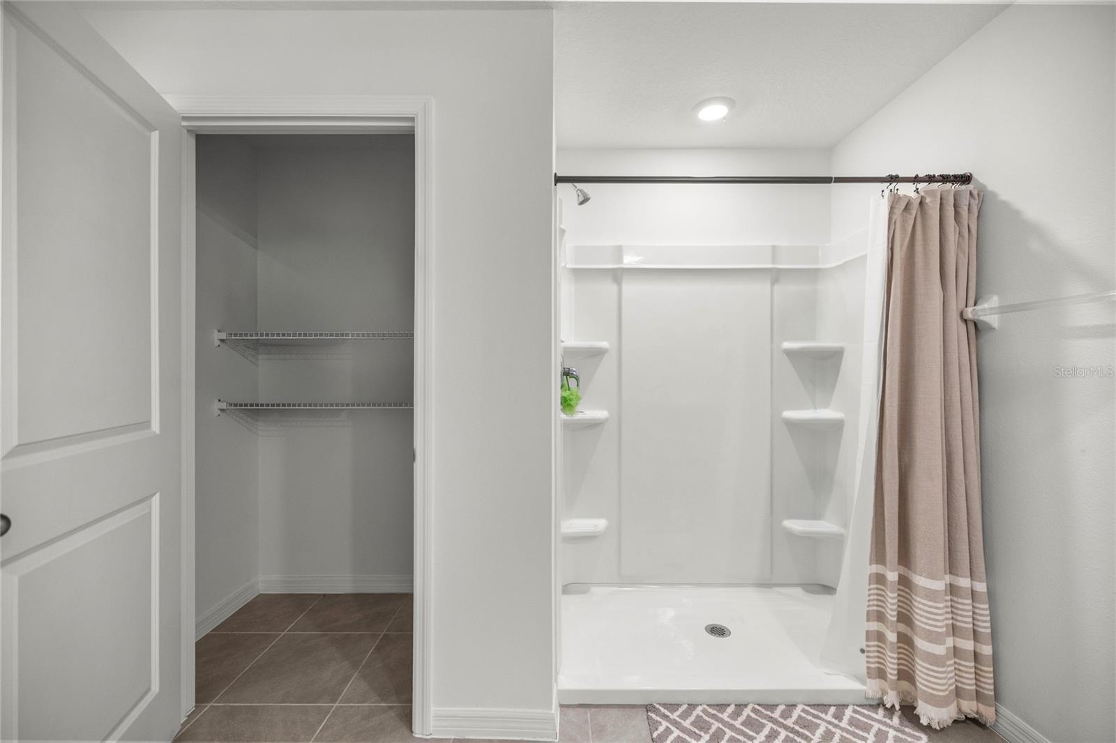 Image 17 of 43 For 8740 45th Court