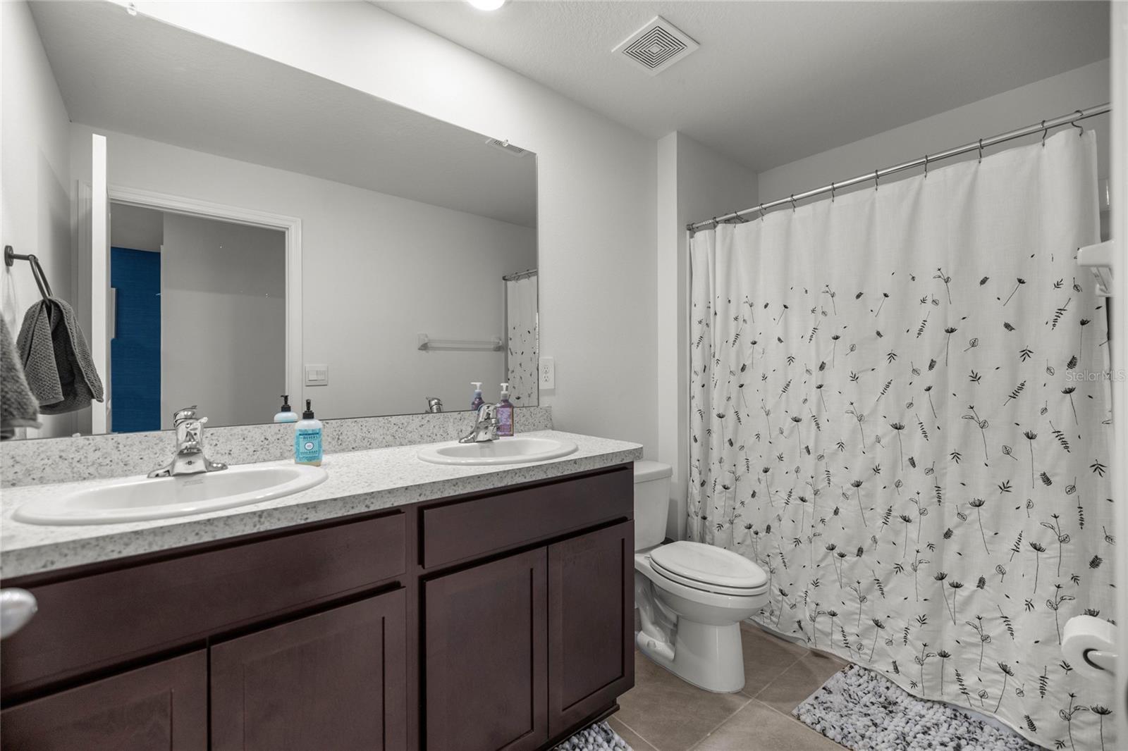 Image 19 of 43 For 8740 45th Court