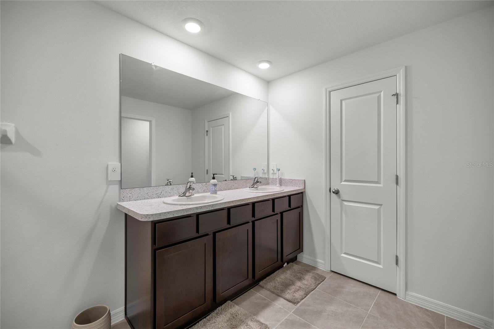 Image 20 of 43 For 8740 45th Court