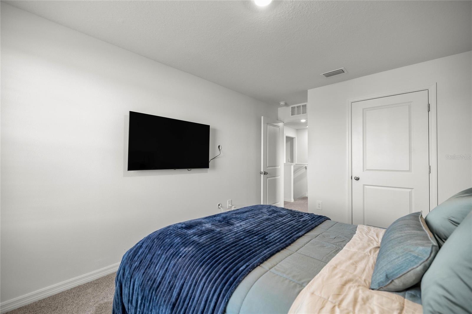 Image 22 of 43 For 8740 45th Court