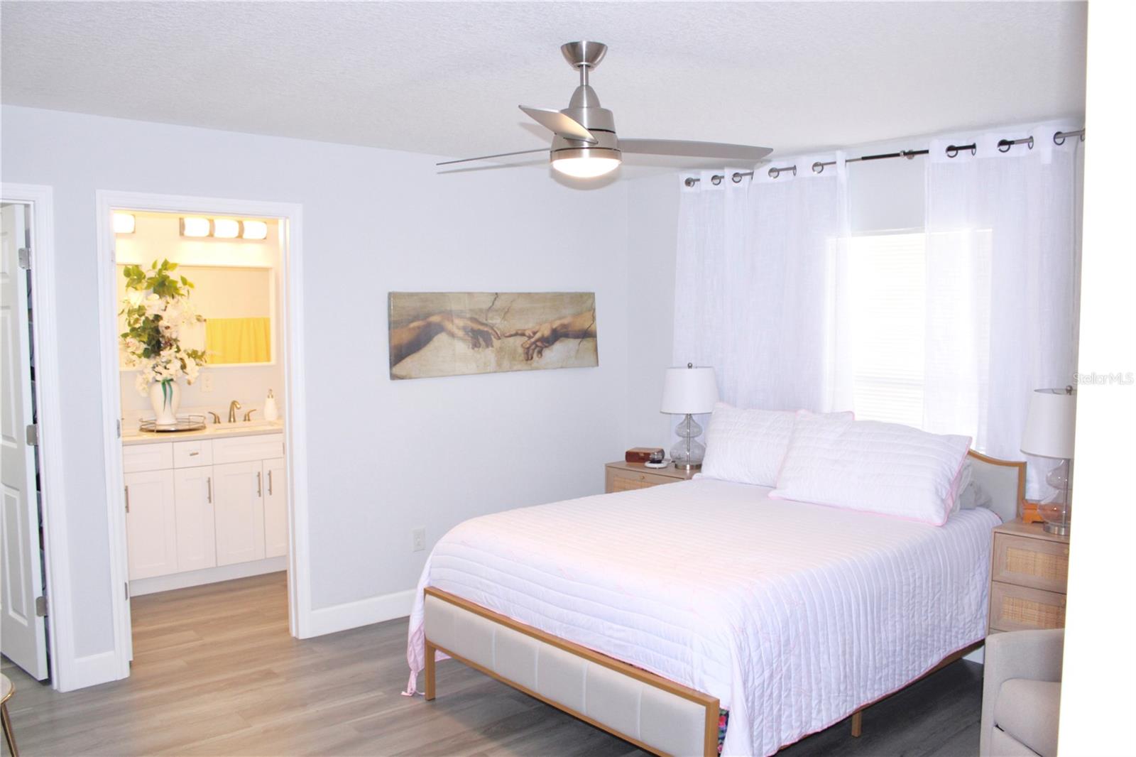 Image 10 of 11 For 13789 102nd Place