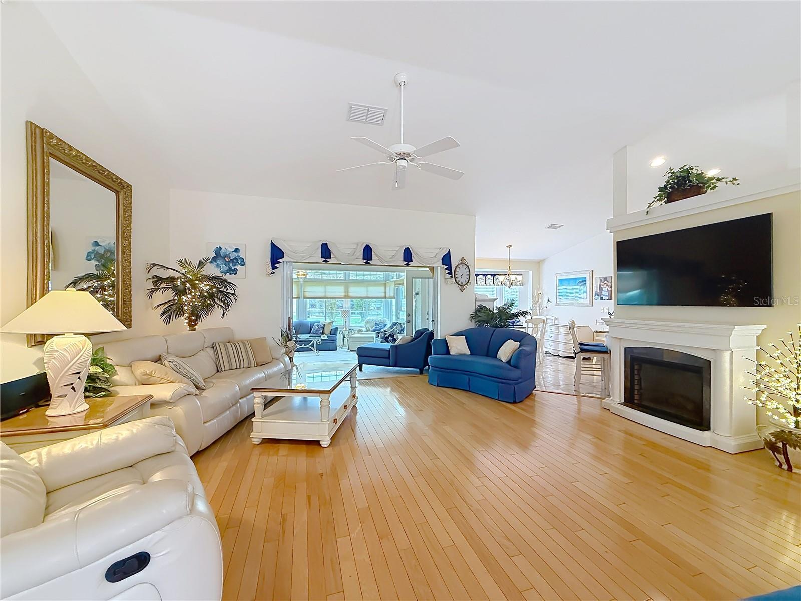 Image 11 of 61 For 5028 34th Place