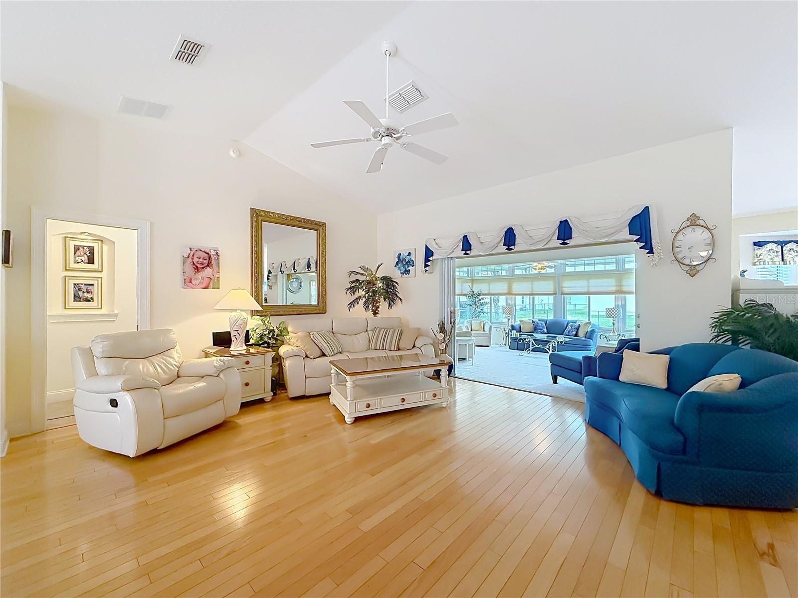 Image 12 of 61 For 5028 34th Place