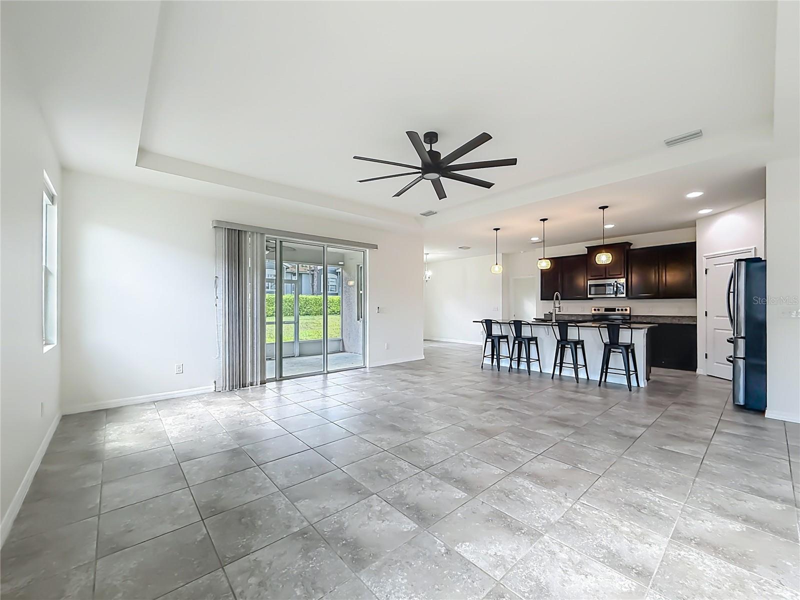 Image 10 of 67 For 5718 50th Court