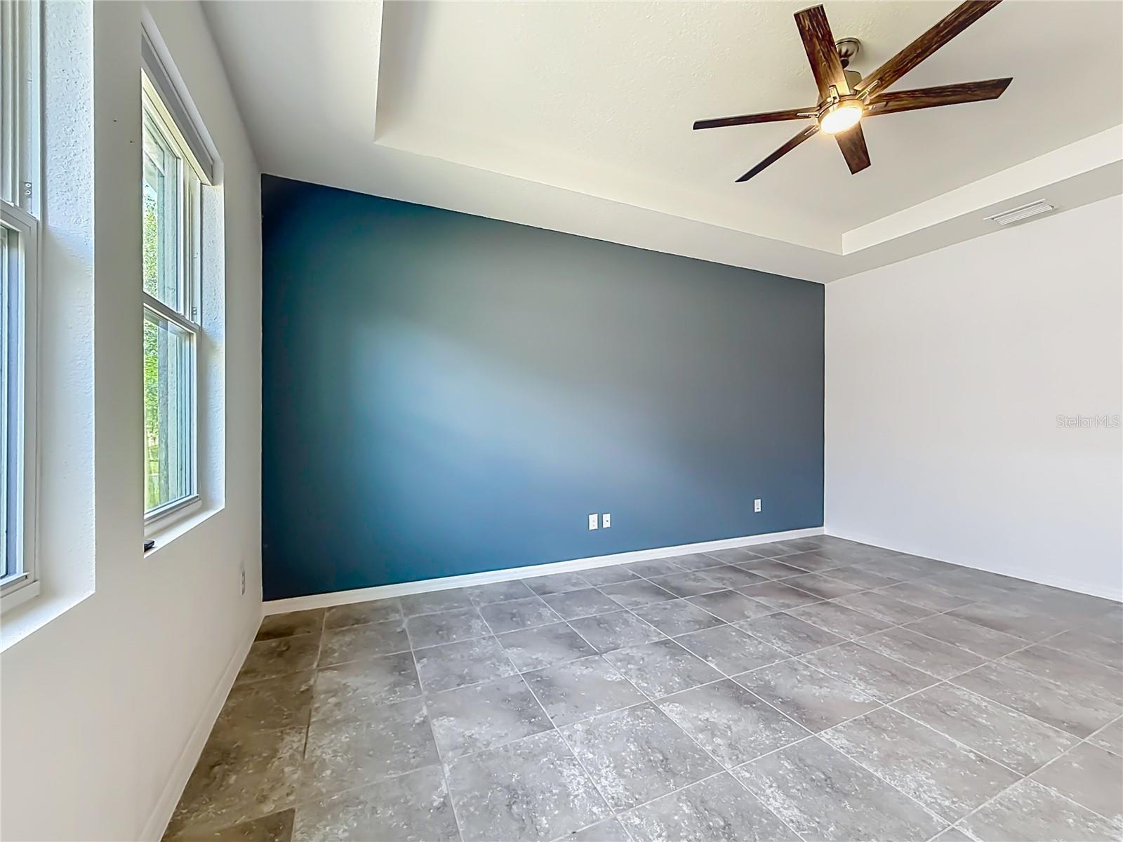 Image 29 of 67 For 5718 50th Court