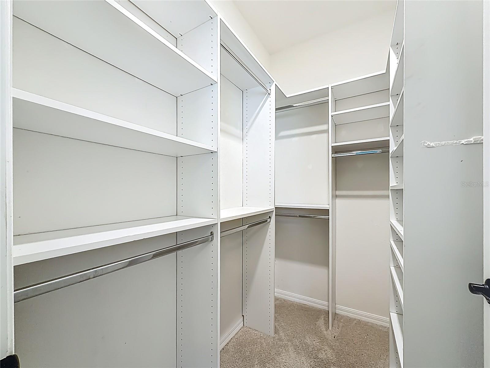 Image 35 of 67 For 5718 50th Court