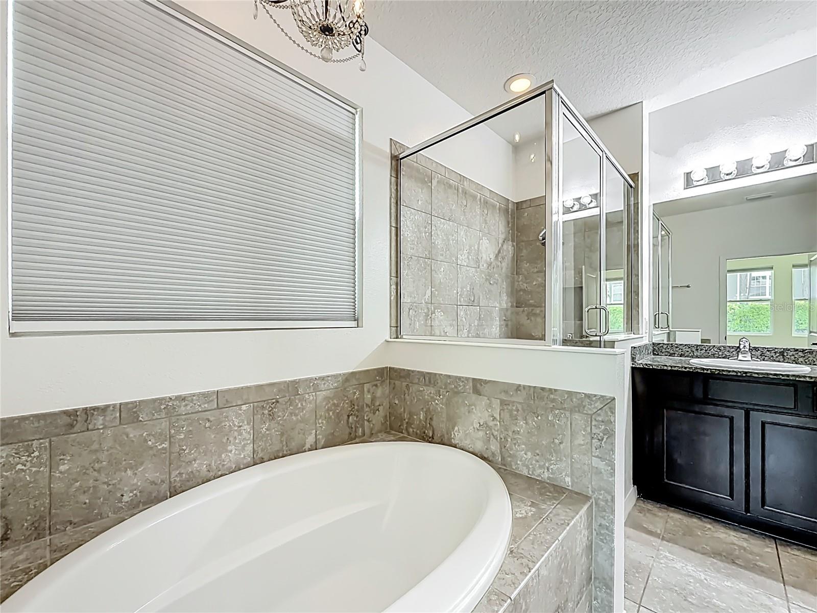 Image 39 of 67 For 5718 50th Court