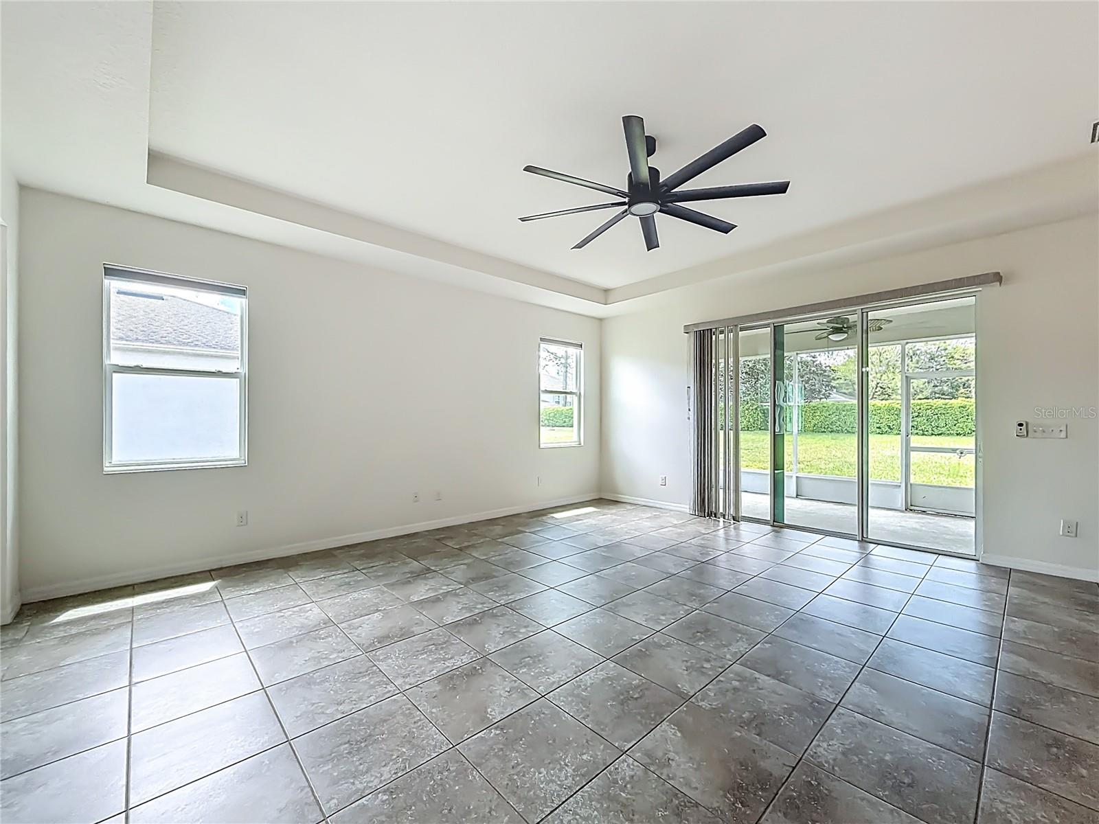 Image 5 of 67 For 5718 50th Court