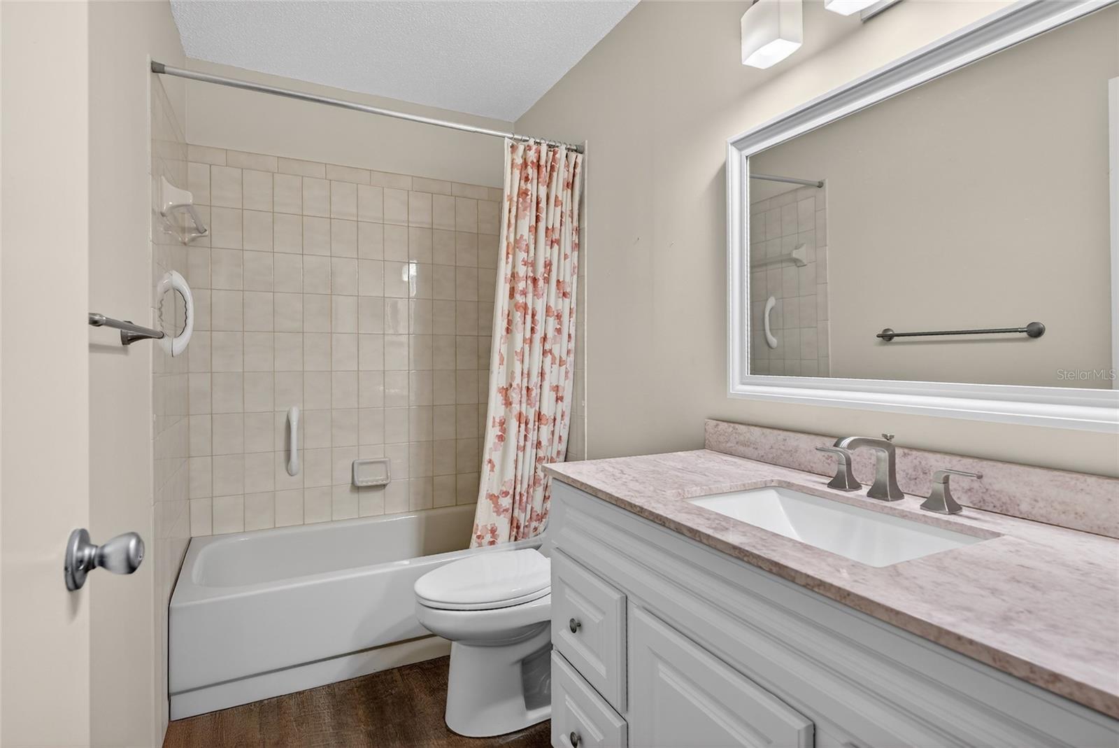 Image 13 of 17 For 3800 Silver Springs Boulevard 13