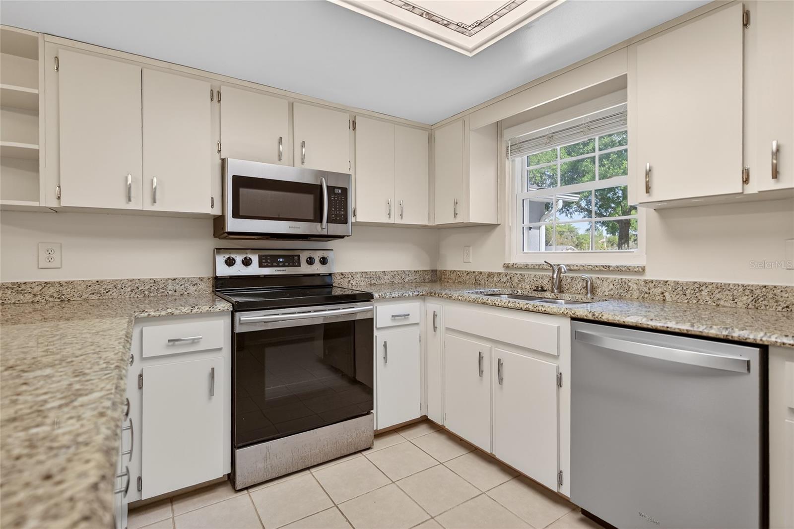 Image 7 of 17 For 3800 Silver Springs Boulevard 13