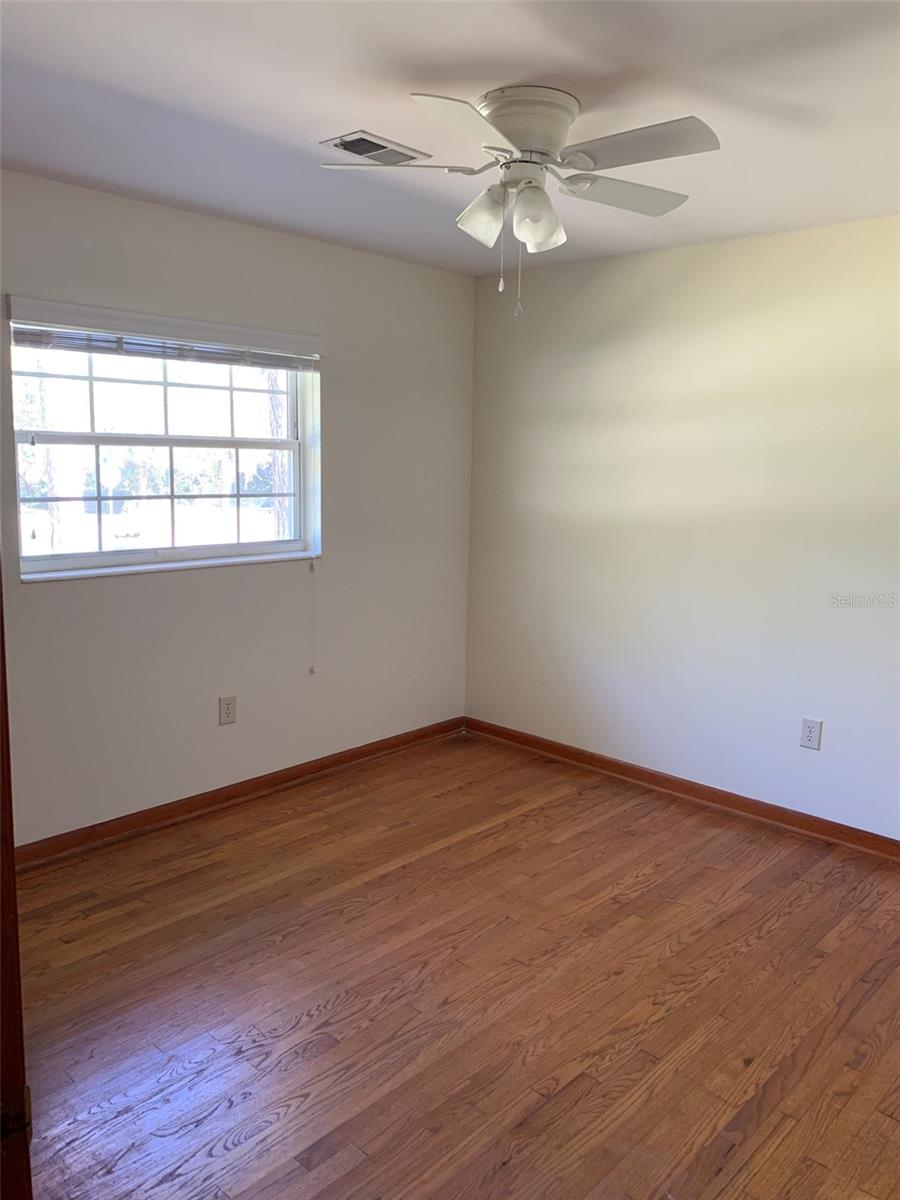 Image 13 of 23 For 1106 17th Terrace