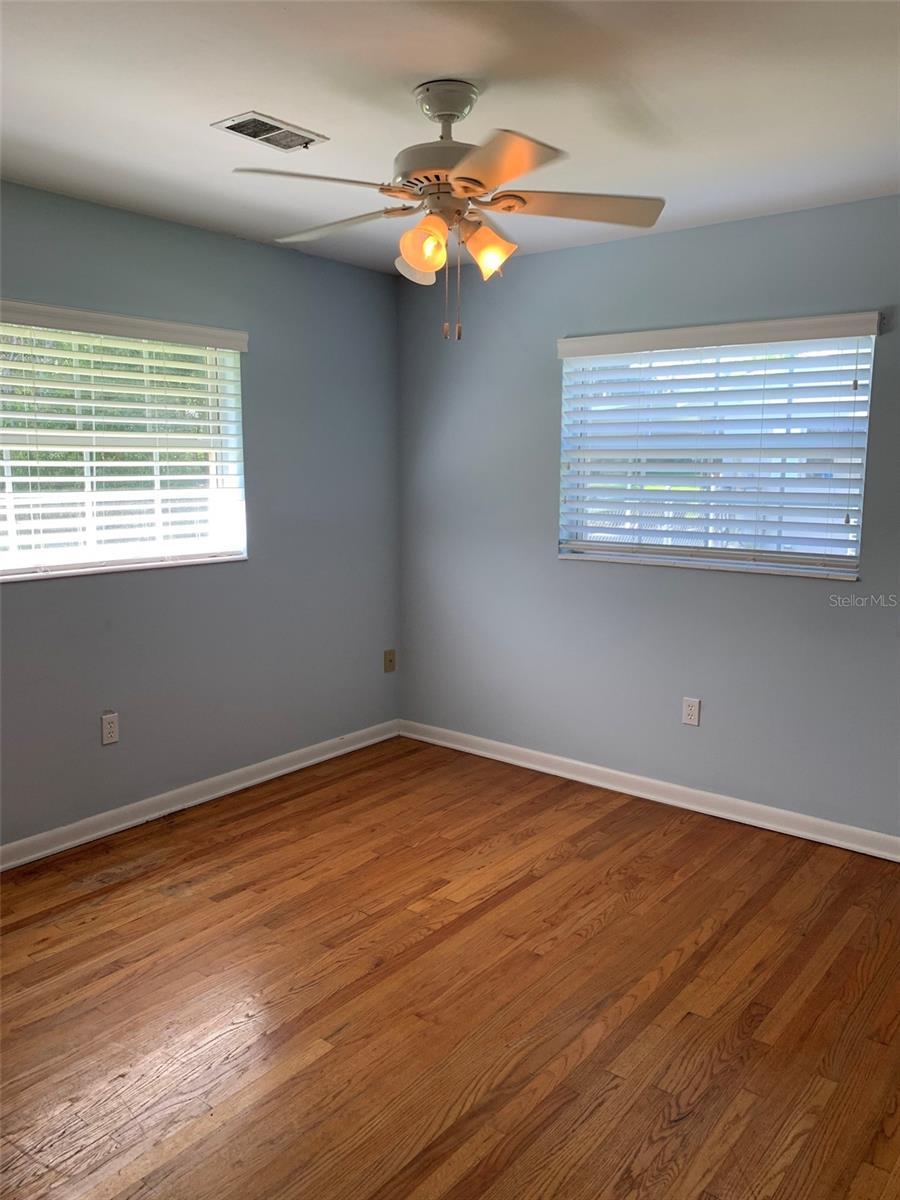 Image 15 of 23 For 1106 17th Terrace