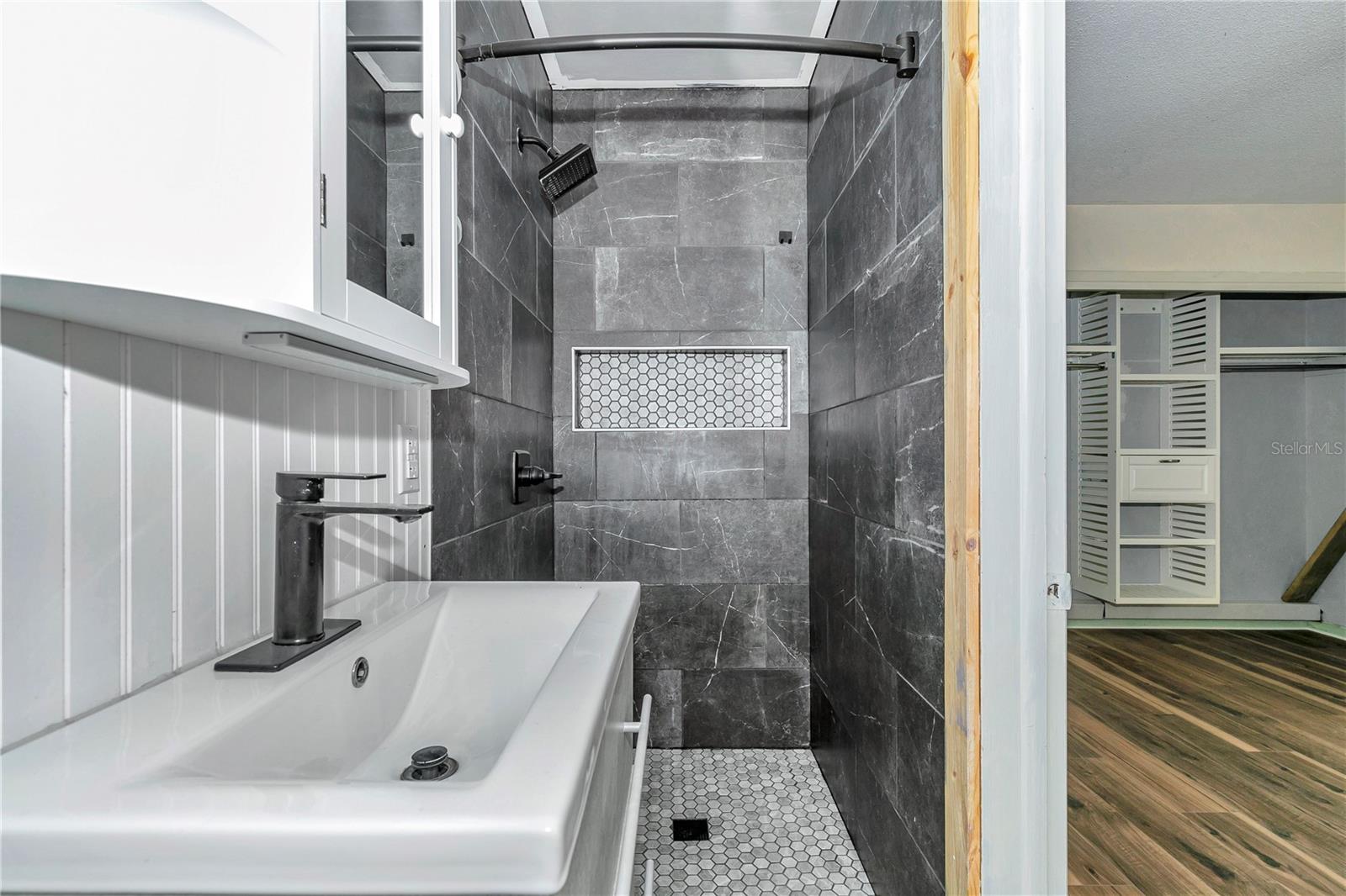 Image 21 of 44 For 5410 5th Street