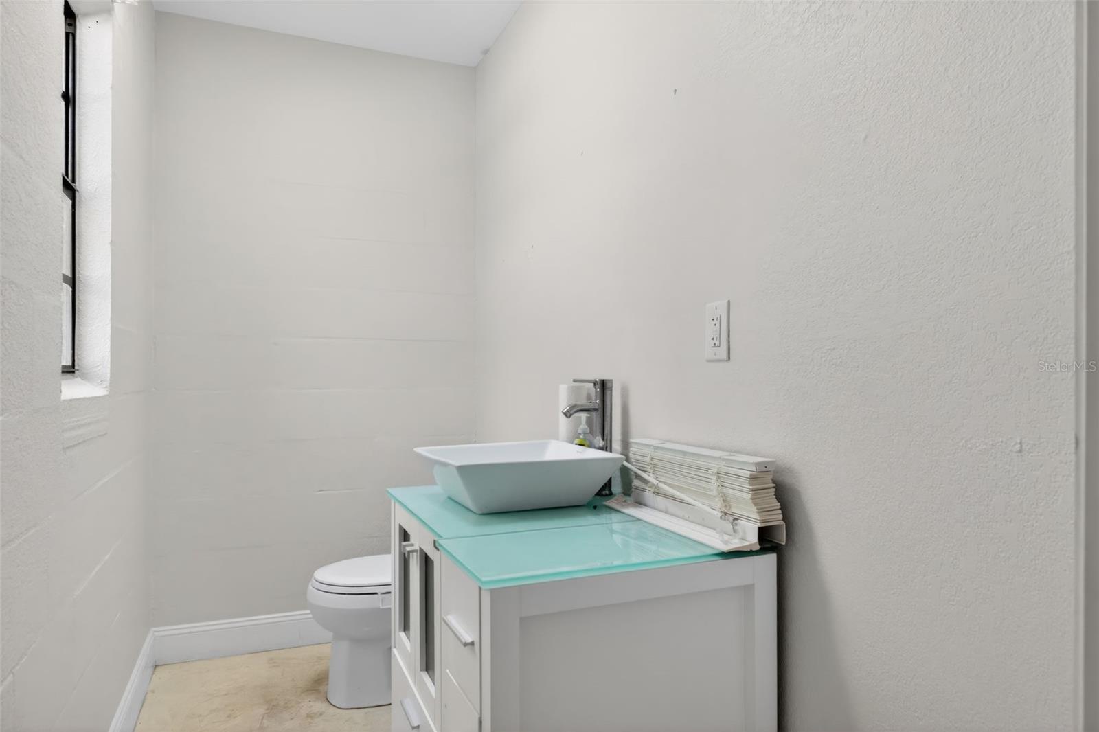 Image 41 of 49 For 7781 Carl G Rose Highway