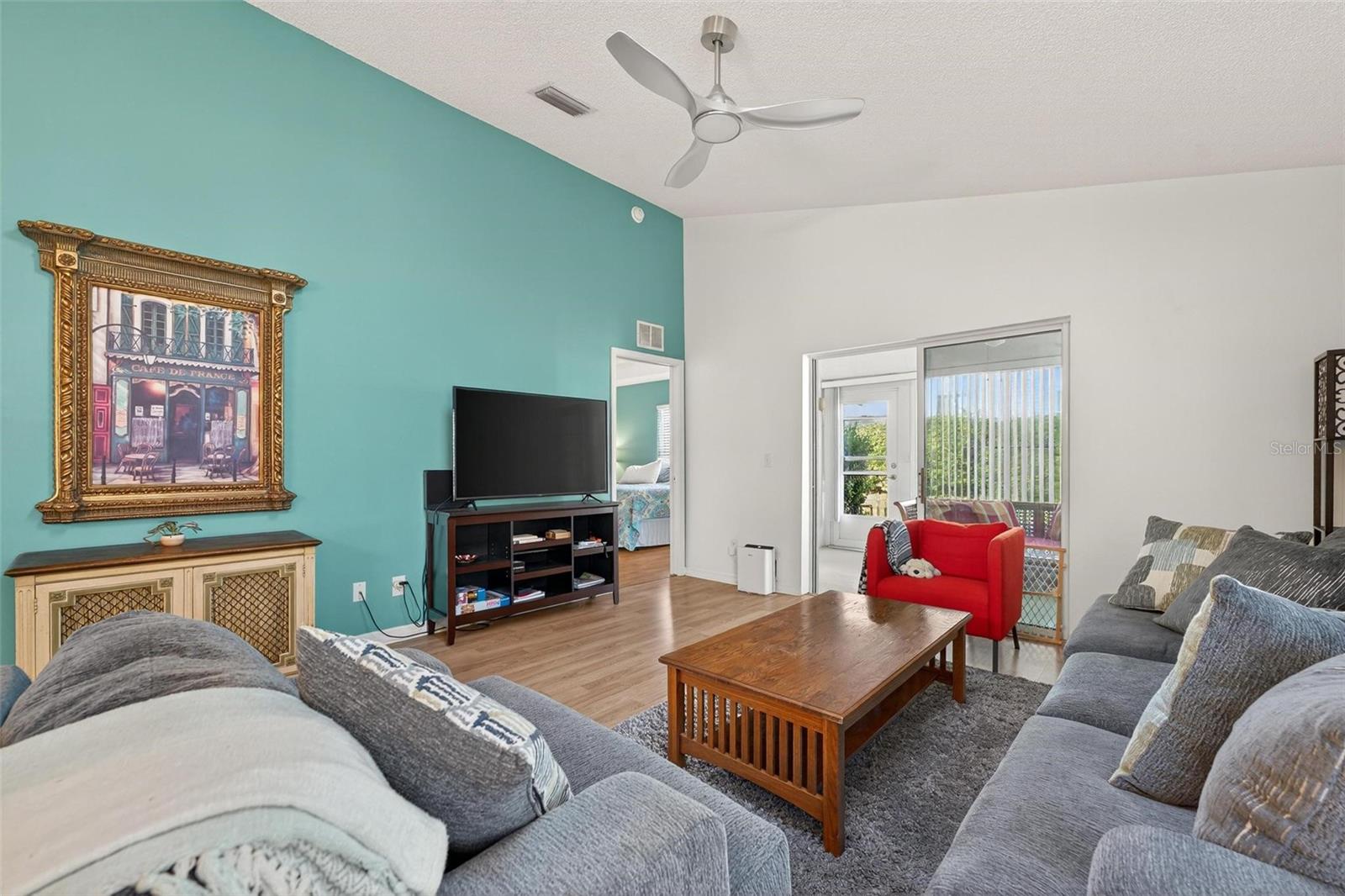 Image 13 of 42 For 2048 50th Avenue