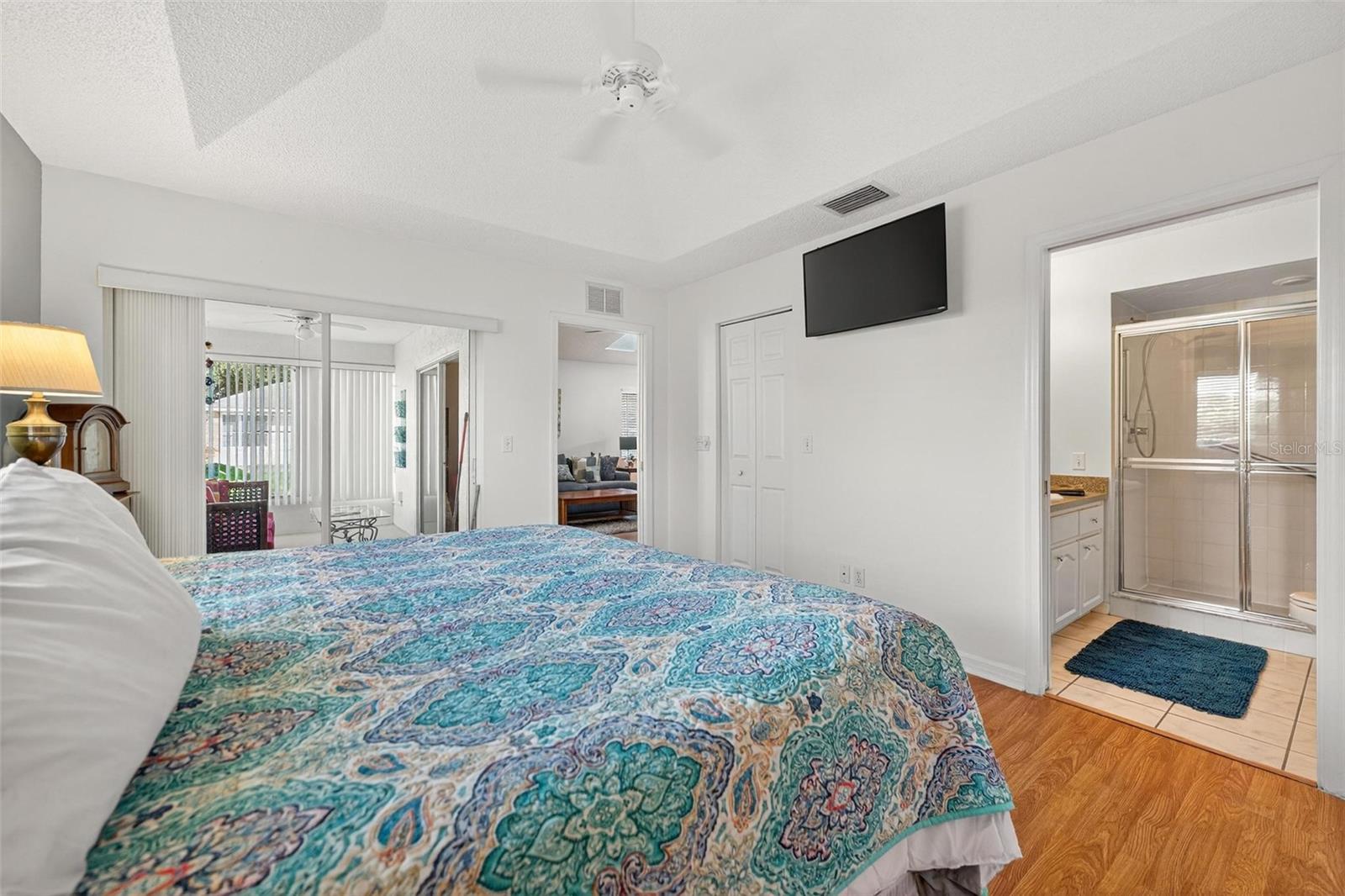 Image 22 of 42 For 2048 50th Avenue