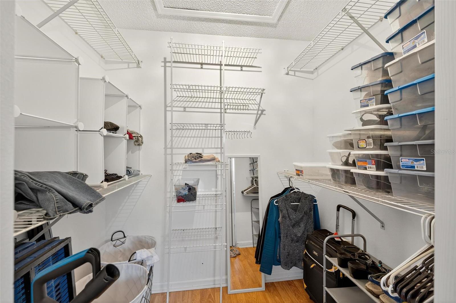 Image 26 of 42 For 2048 50th Avenue