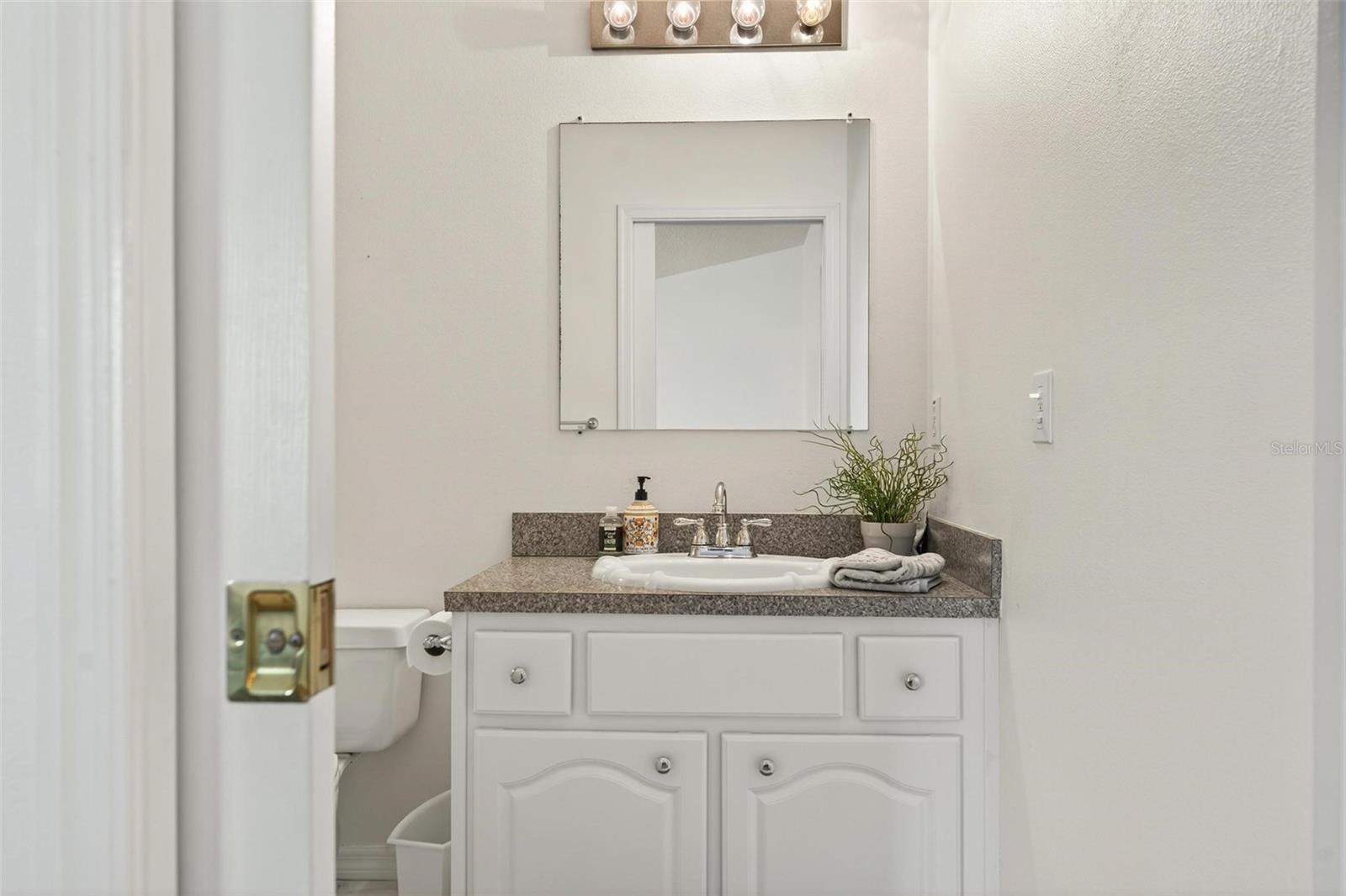 Image 29 of 42 For 2048 50th Avenue