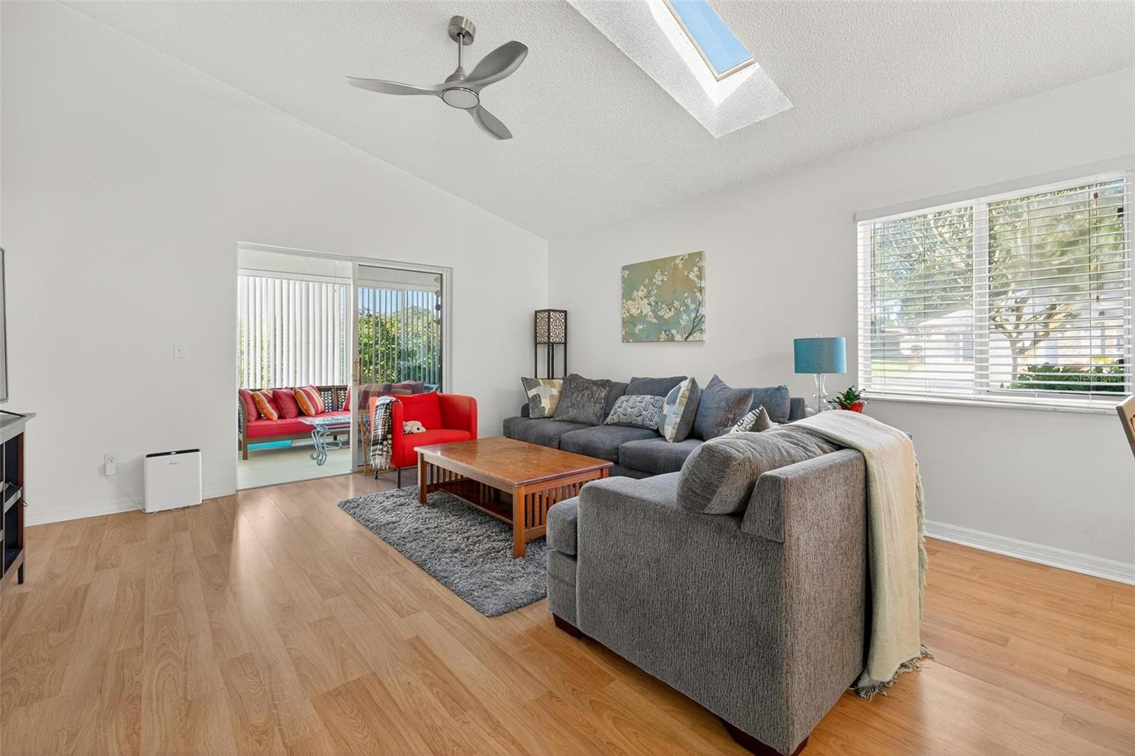 Image 6 of 42 For 2048 50th Avenue