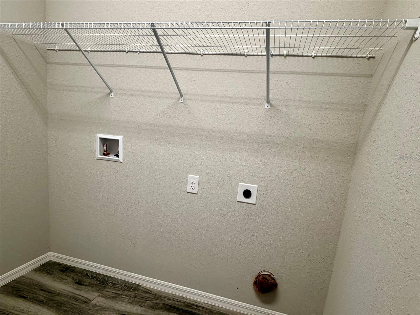 Image 10 of 39 For 5530 92nd Street