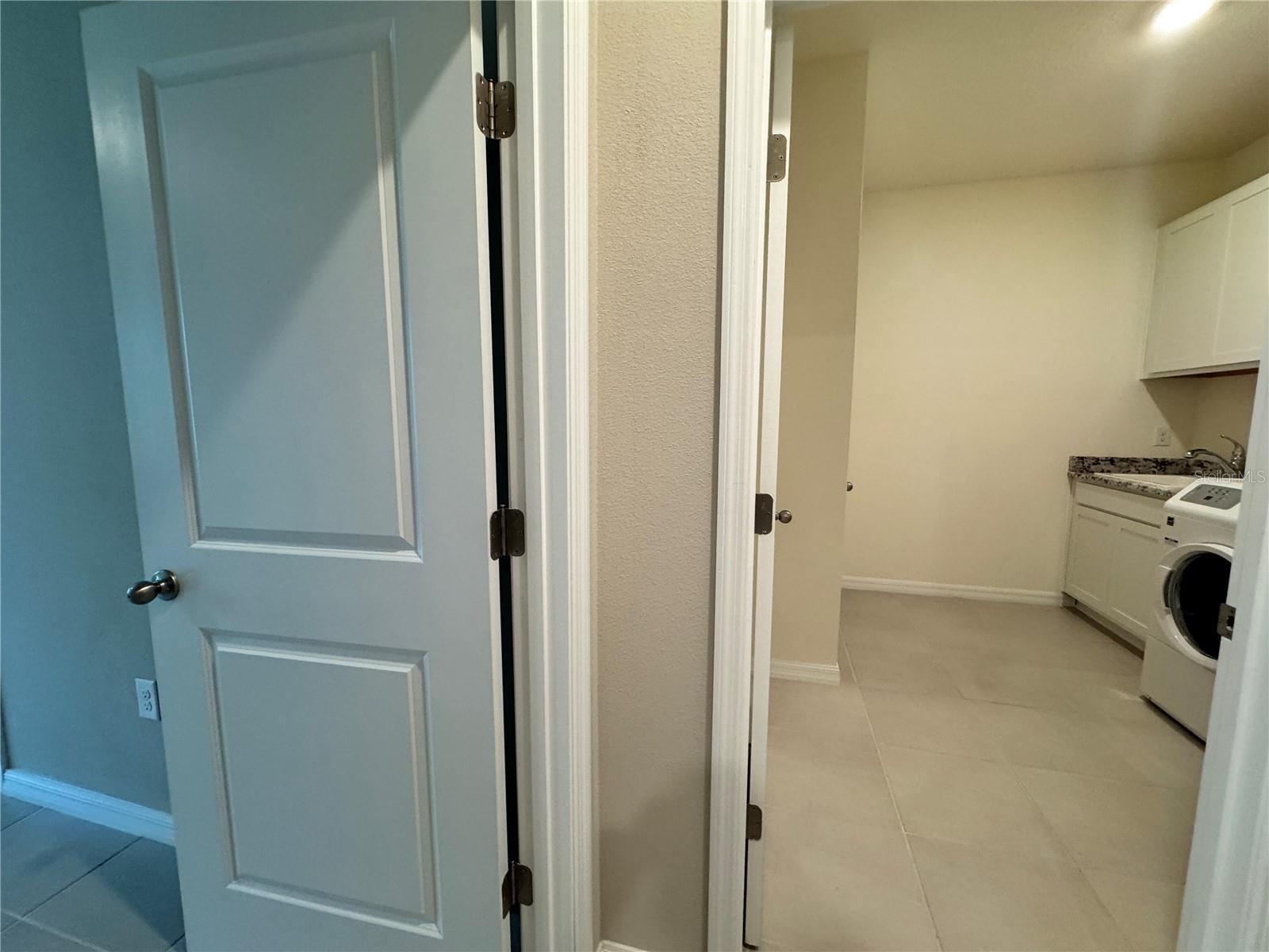 Image 14 of 49 For 4970 39th Loop