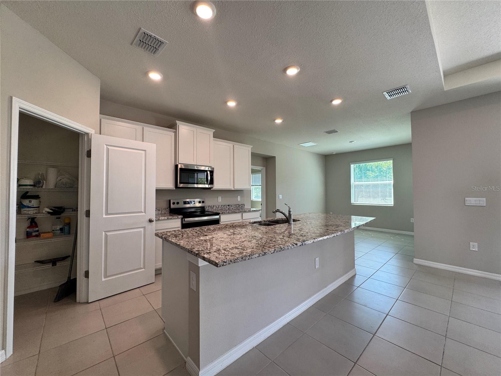 Image 29 of 49 For 4970 39th Loop