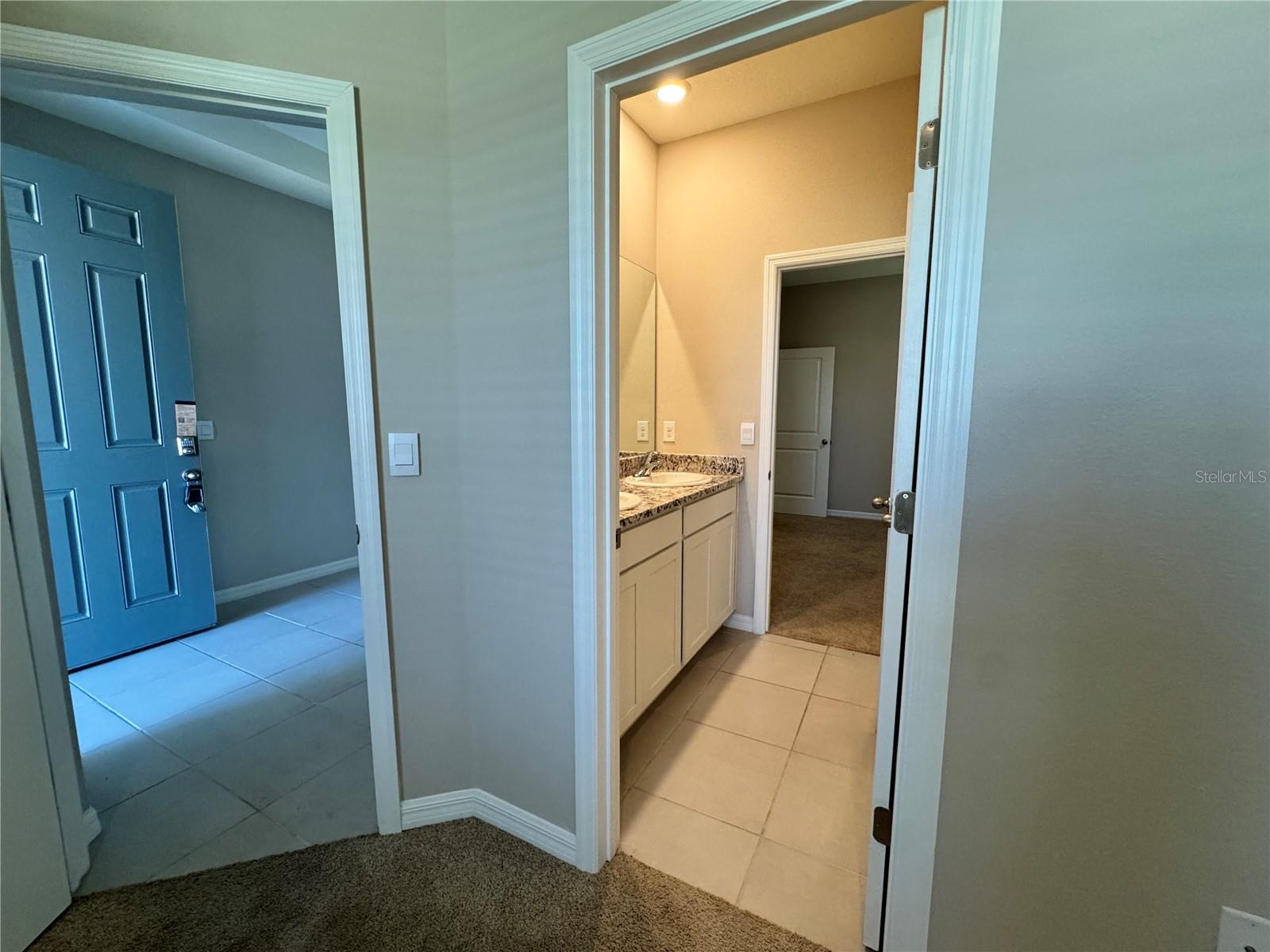 Image 3 of 49 For 4970 39th Loop