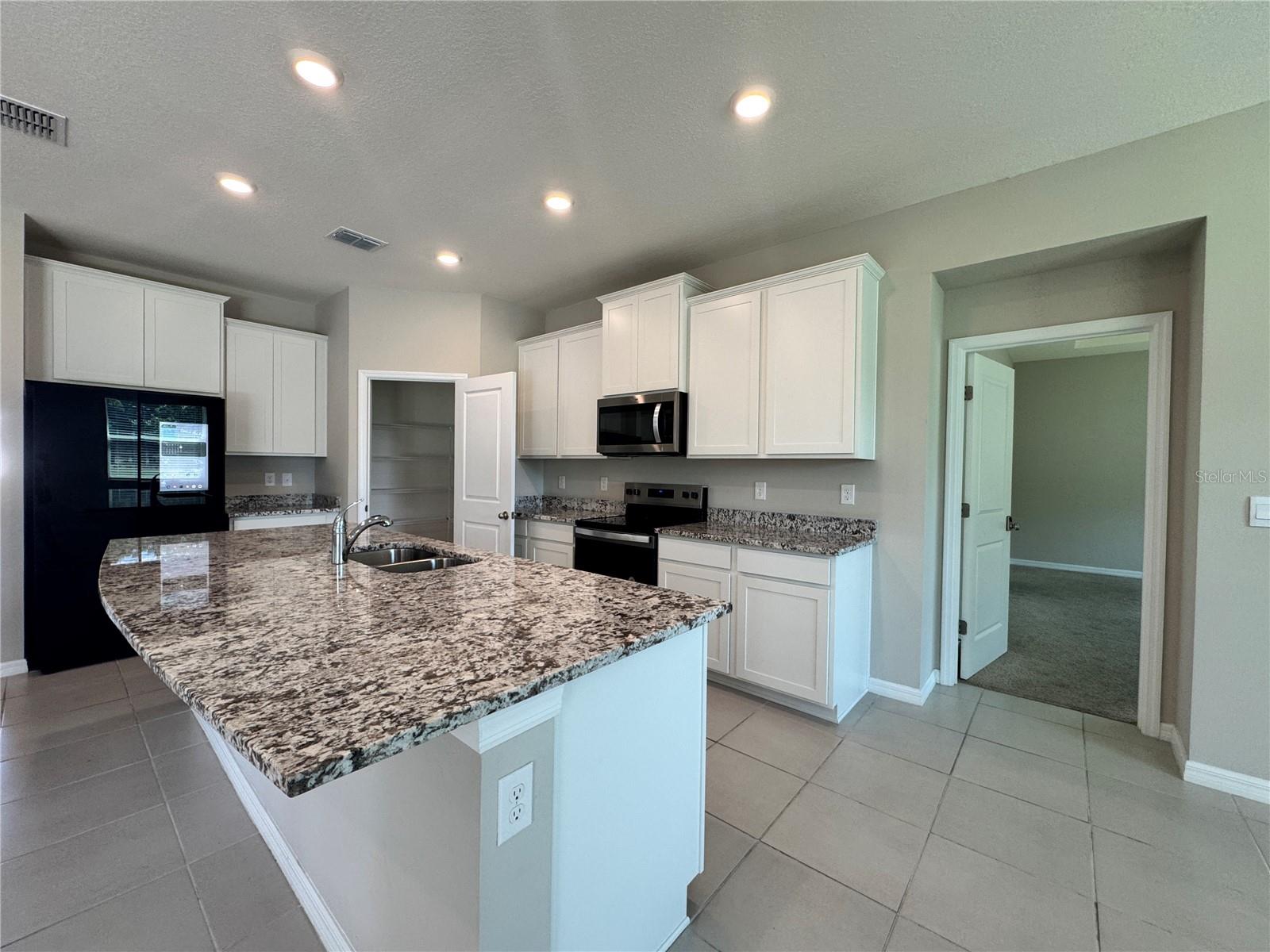 Image 31 of 49 For 4970 39th Loop