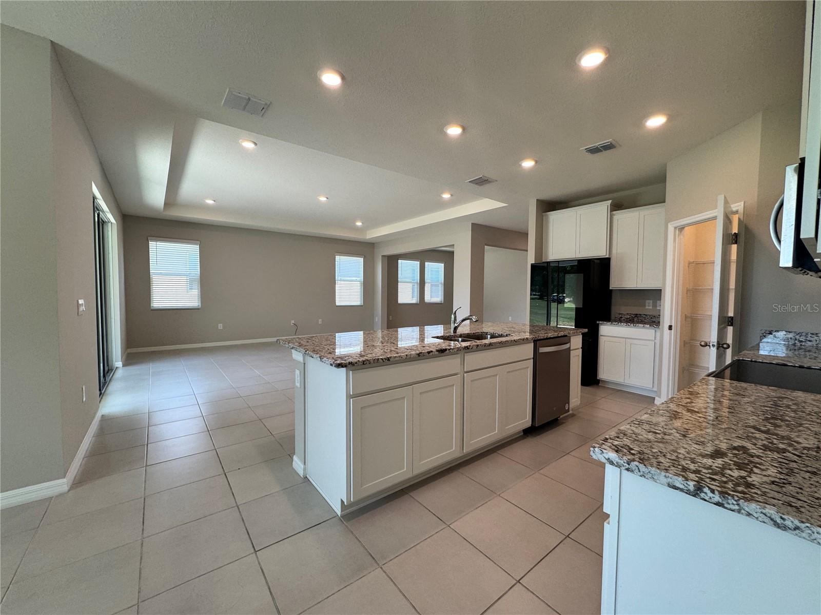 Image 33 of 49 For 4970 39th Loop