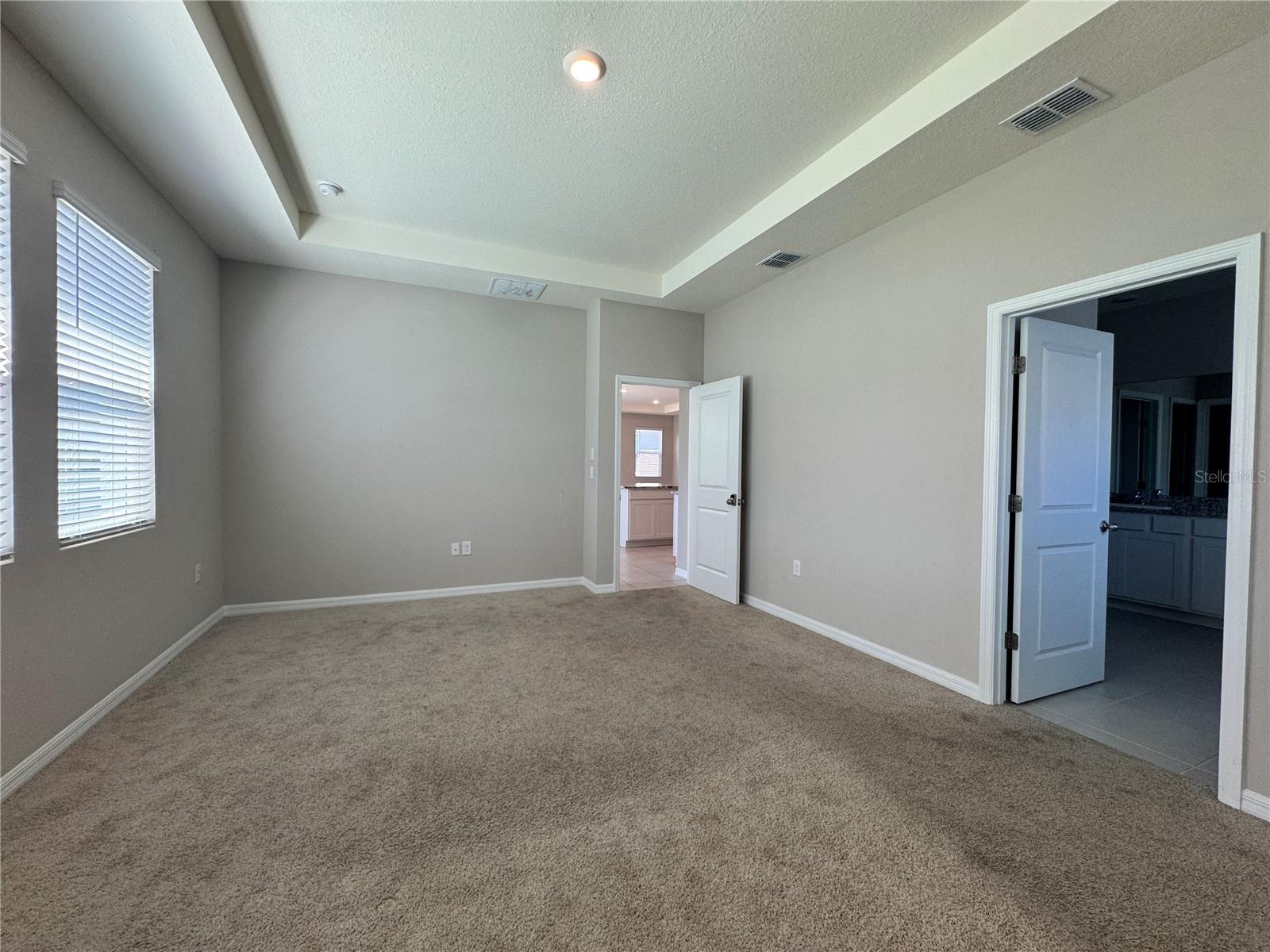 Image 39 of 49 For 4970 39th Loop