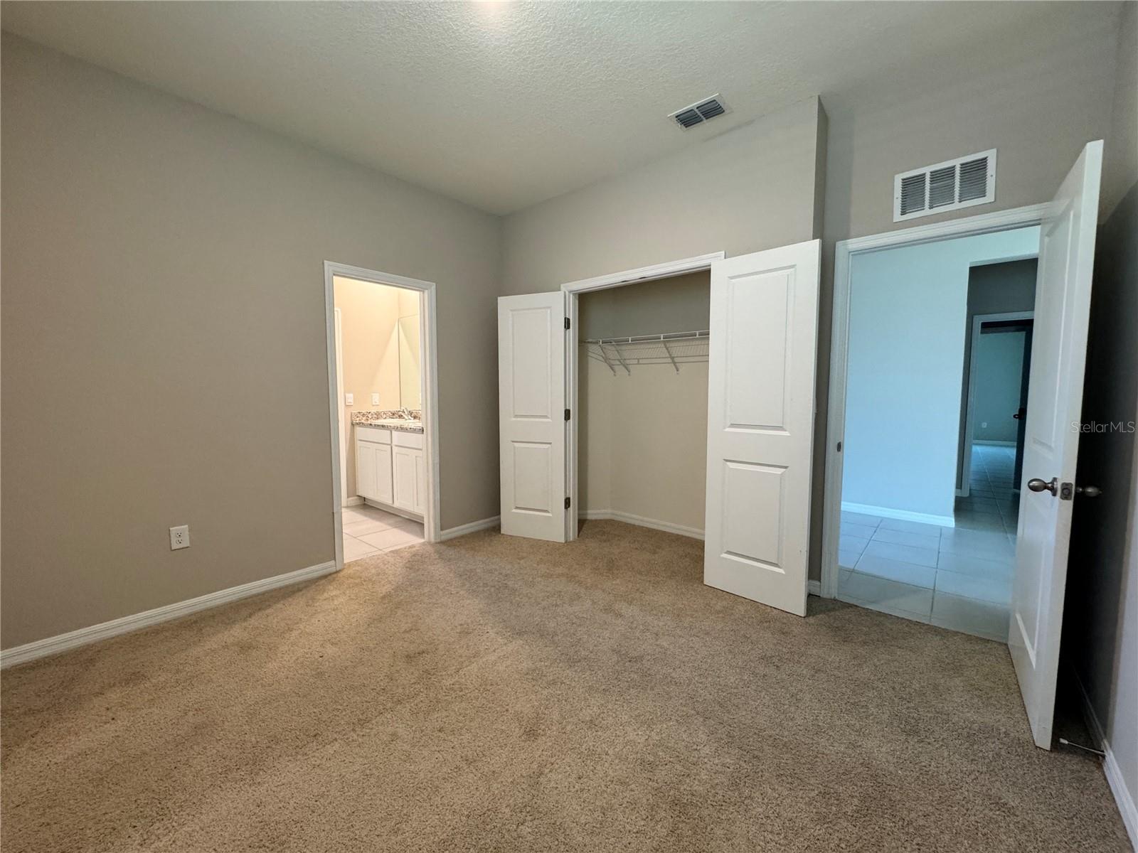 Image 6 of 49 For 4970 39th Loop