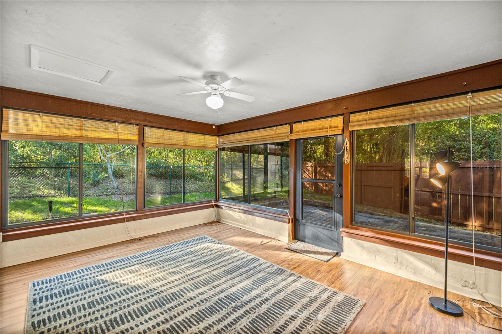 Image 33 of 60 For 20949 81st Loop