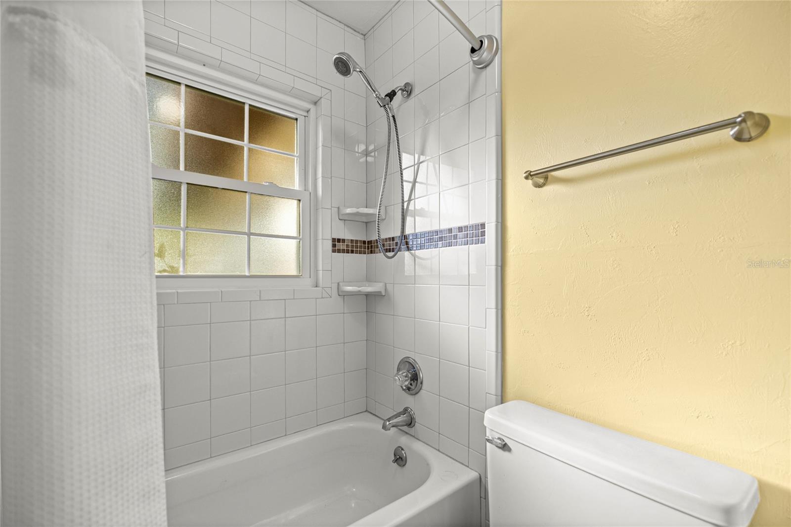 Image 36 of 60 For 20949 81st Loop