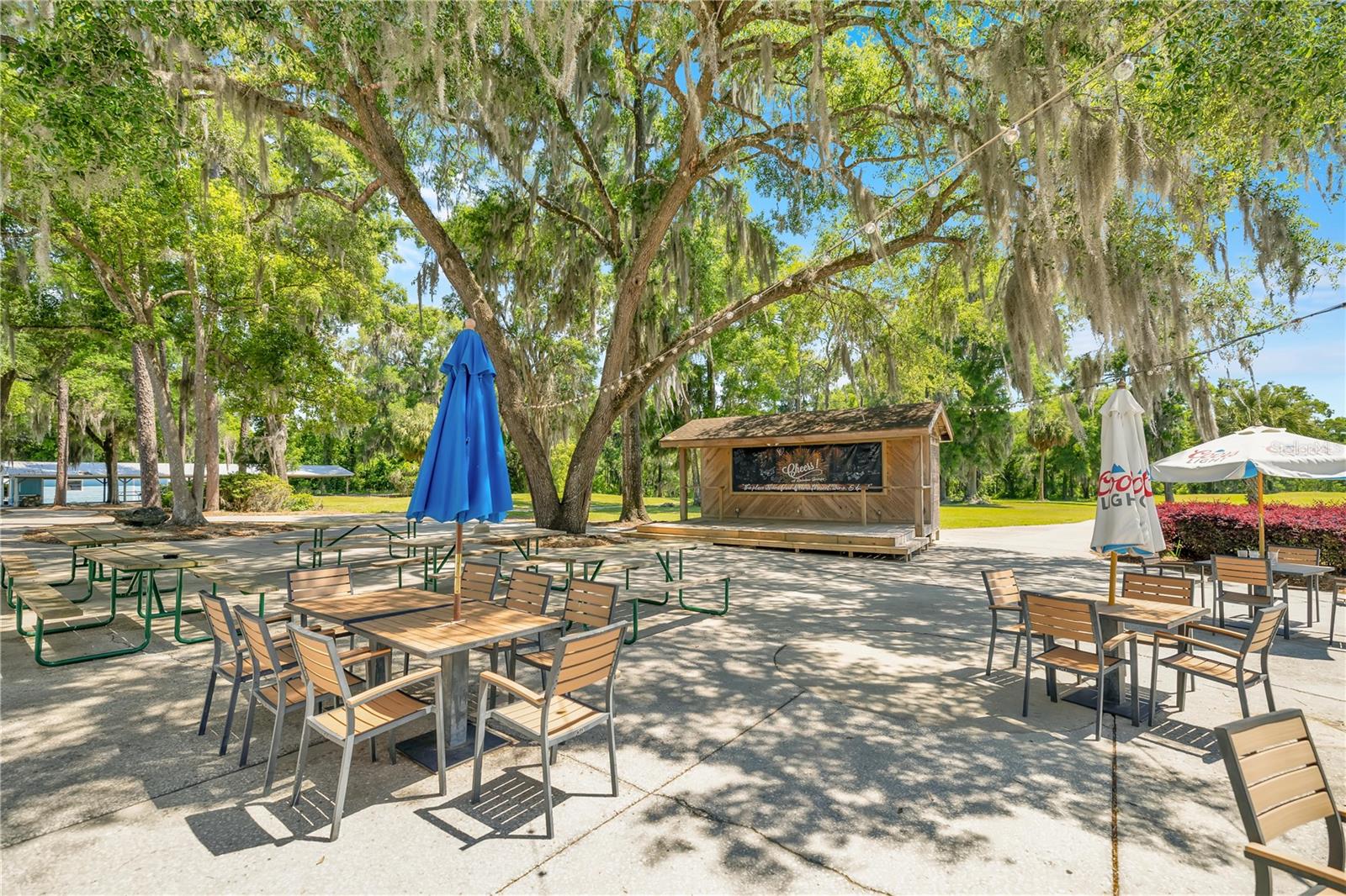 Image 47 of 60 For 20949 81st Loop