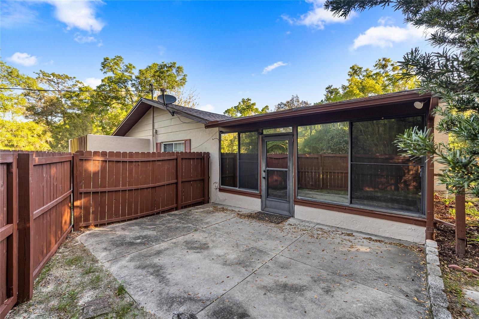 Image 9 of 60 For 20949 81st Loop