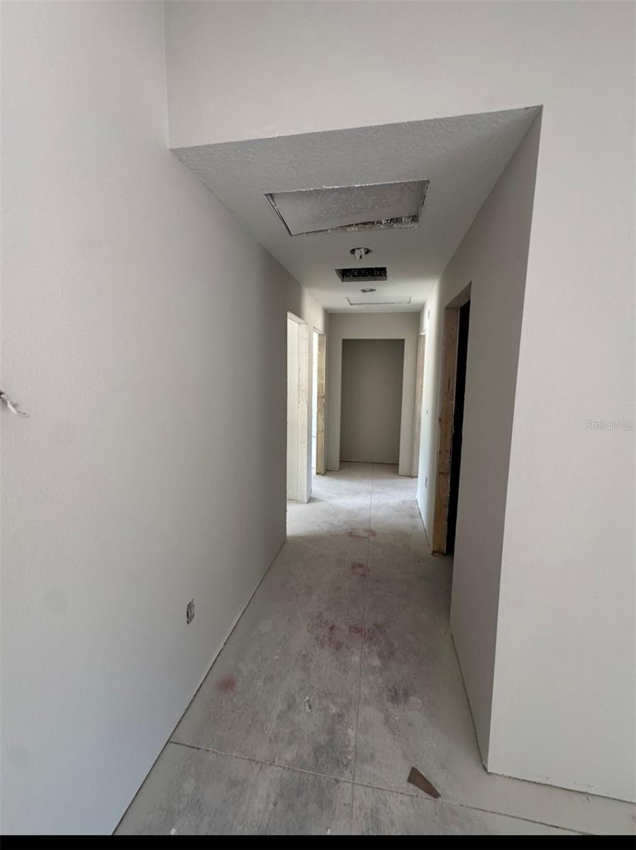 Image 10 of 15 For 22881 Mineola Lane